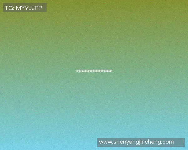 篮球明星意外摔倒引发热议球迷关心伤情与复出计划